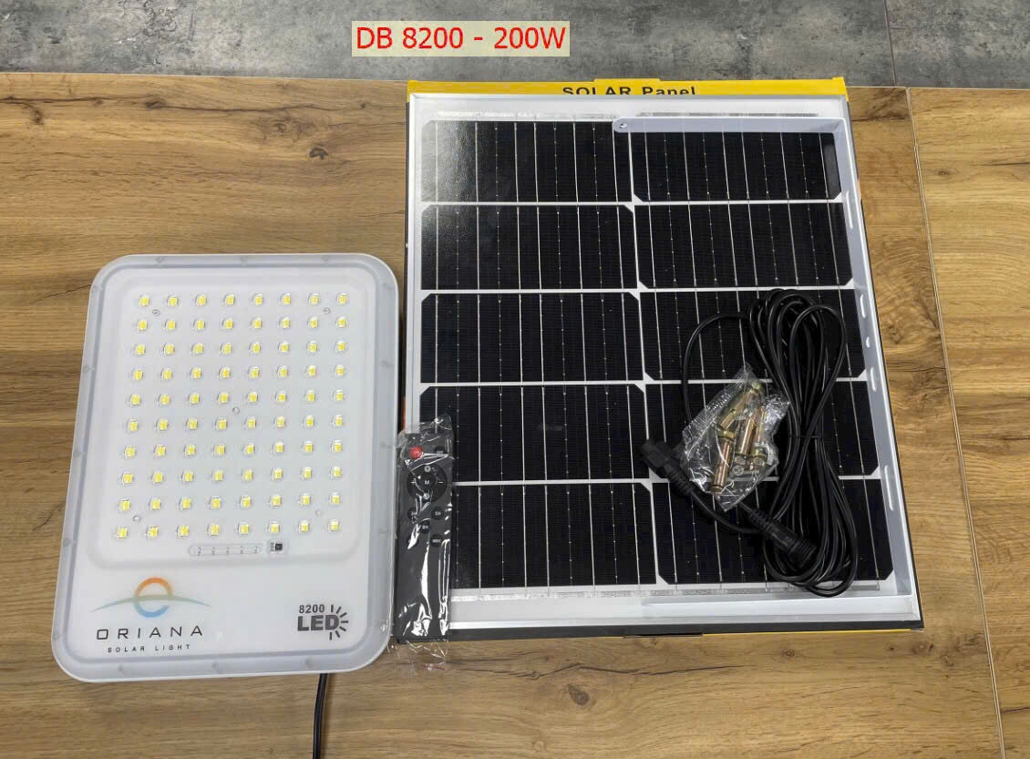 SẢN PHẨM MỚI - ÁNH SÁNG BỀN BỈ - ĐÈN PHA NĂNG LƯỢNG MẶT TRỜI ORIANA DB-8200 – CÔNG SUẤT 200W. BAO PH